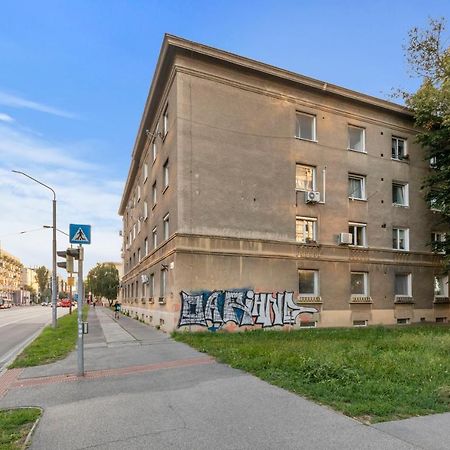 Bratislava Touch 2 Bedroom Apt Eksteriør billede